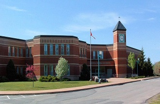 新斯科舍公立中學(xué)